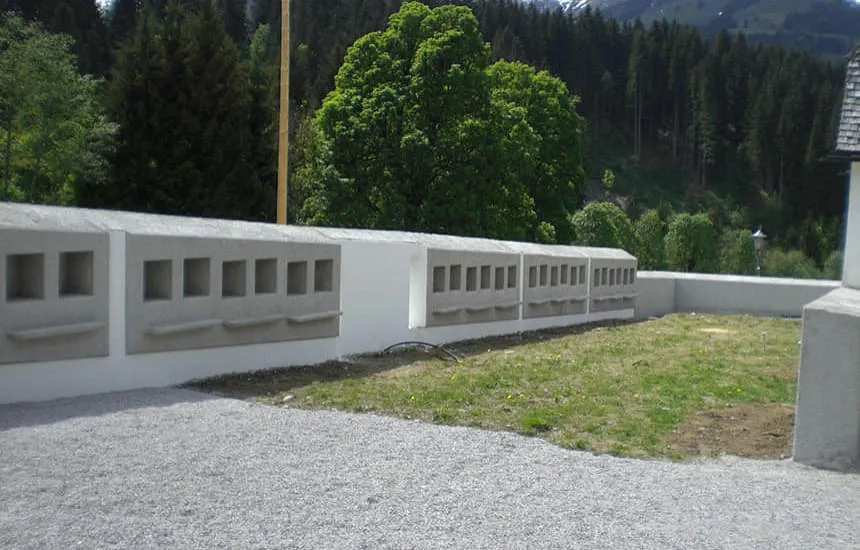 Friedhofsmauer-Aurach Friedhofsmauer-Aurach